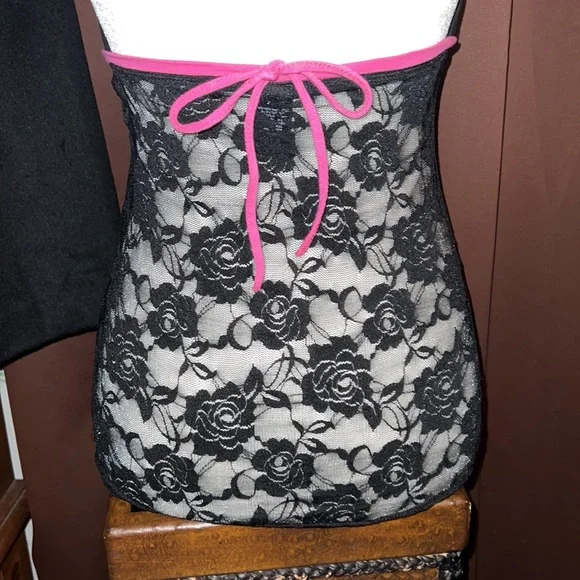 Supporting Radical Habits Black 🖤 Pink 💗 Camisole Halter Top Lace Back Med - Picture 5 of 9